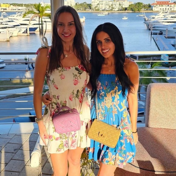 Meet your Posher, Taylor - Picture 5 of 8